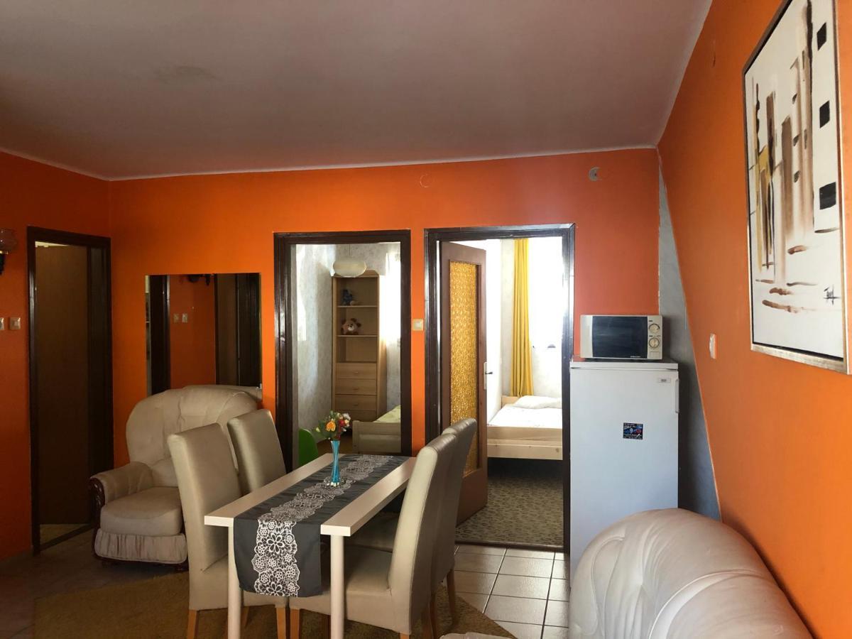 Jesolo Apartmanhaz Balatonkeresztur Ngoại thất bức ảnh